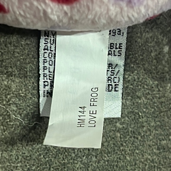 WEBKINZ Ganz Love Frog HM144 w/Hang & But Tag No active Code w/Hearts like new - Picture 11 of 15